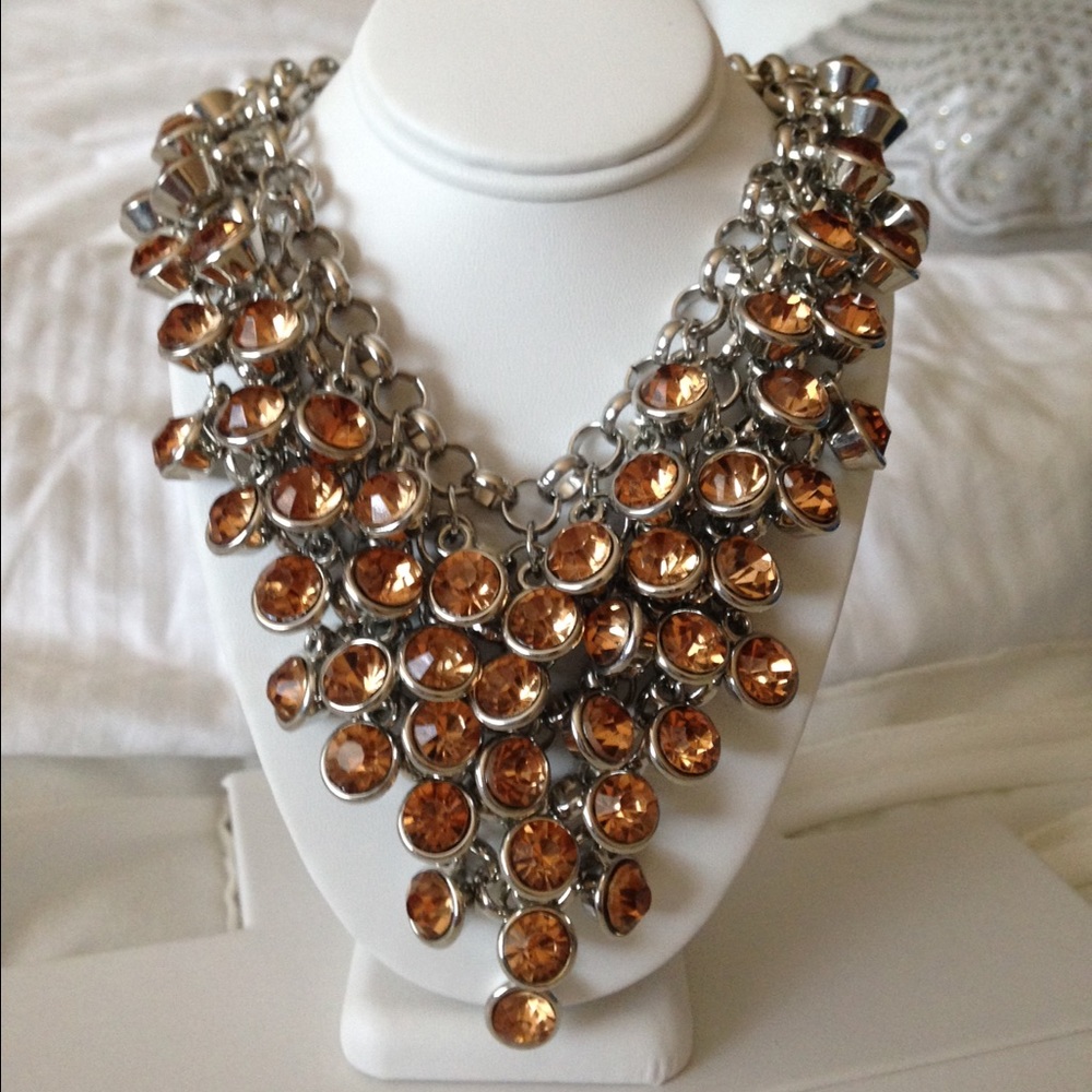 HP🎉 Simulated Amber sapphire necklace